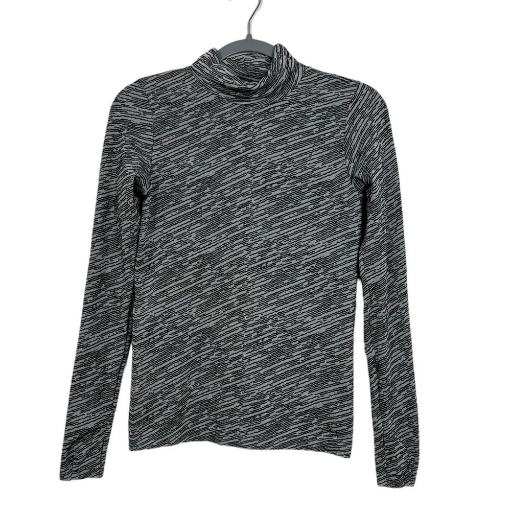 Athleta Women's S Flurry Blizzard Seamless‎ Turtleneck Color Wren Black